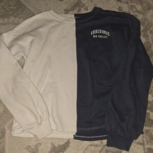 Abercrombie & Fitch Split Navy and Cream Crewneck Sweatshirt